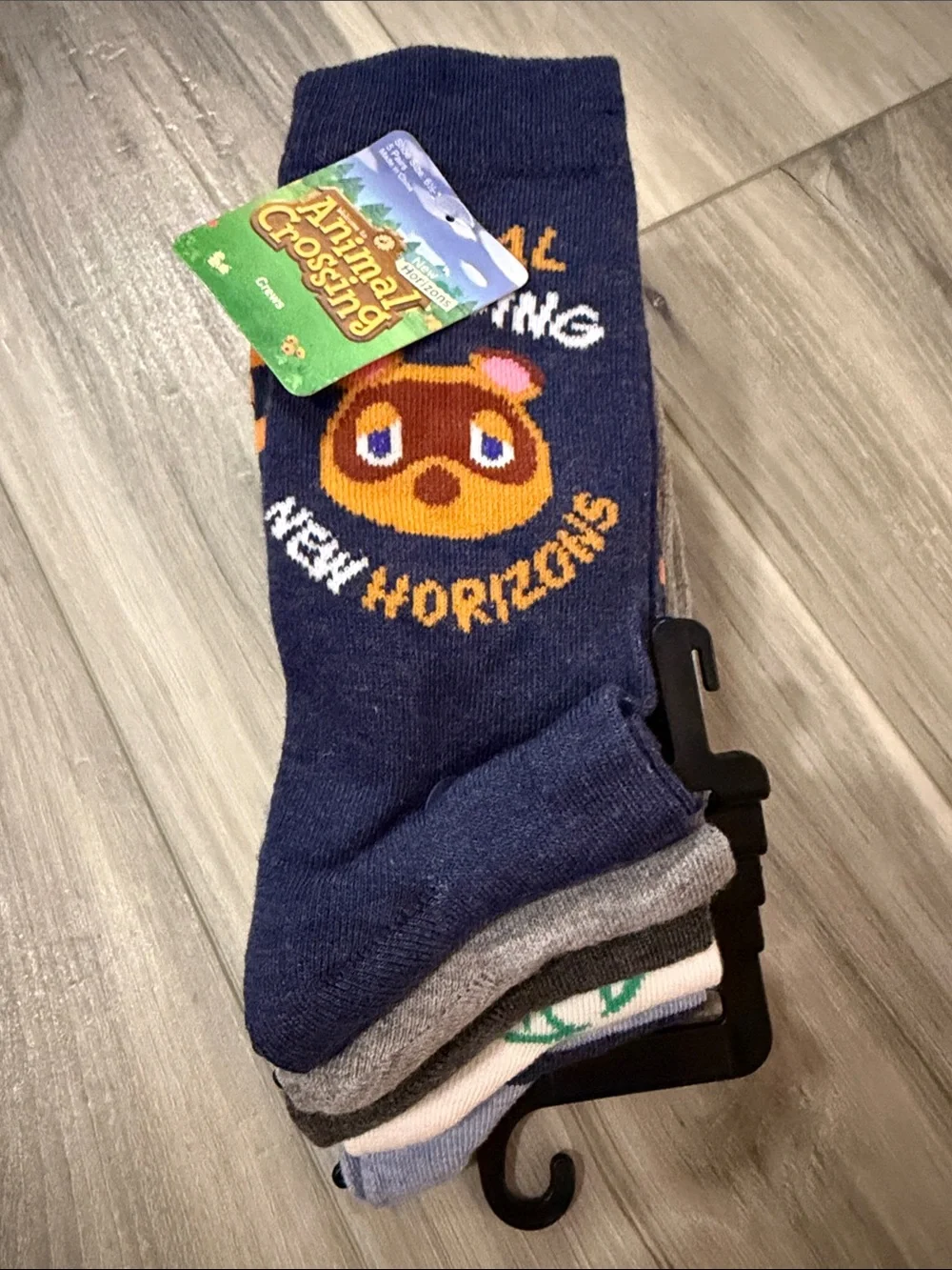 NWT Nintendo Animal Crossing Crew Socks 5 pairs